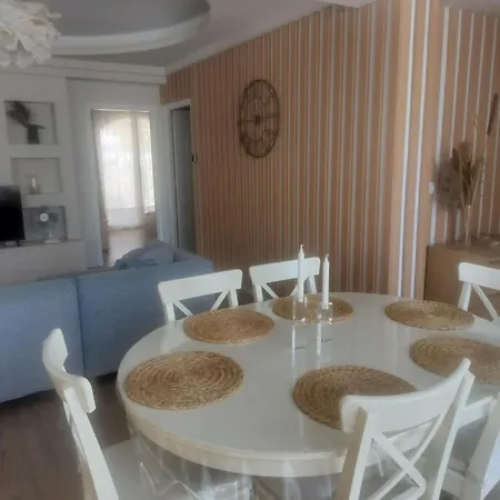 Achilles Appartement *