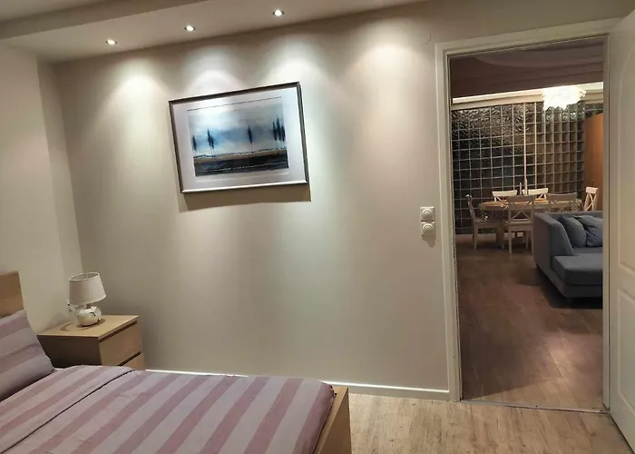 Achilles Апартаменты